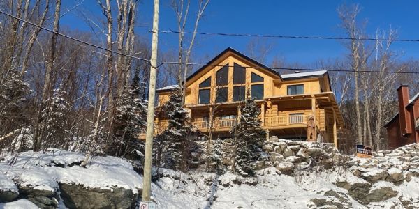 Chalet à louer en bois rond Chaudière-Appalaches